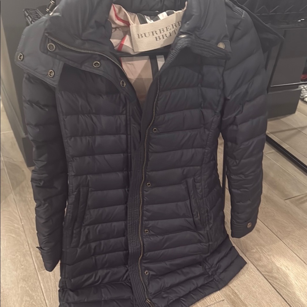 Burberry Women's Black Puffer Jacket NWOT